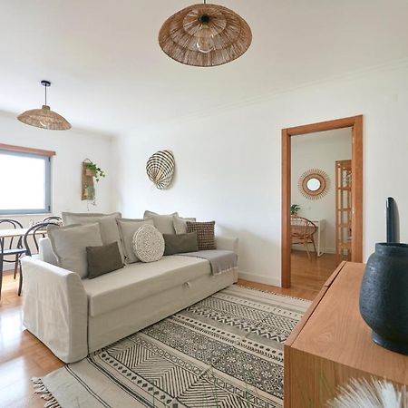 Apartment With Private Terrace & Car Garage Лиссабон Экстерьер фото